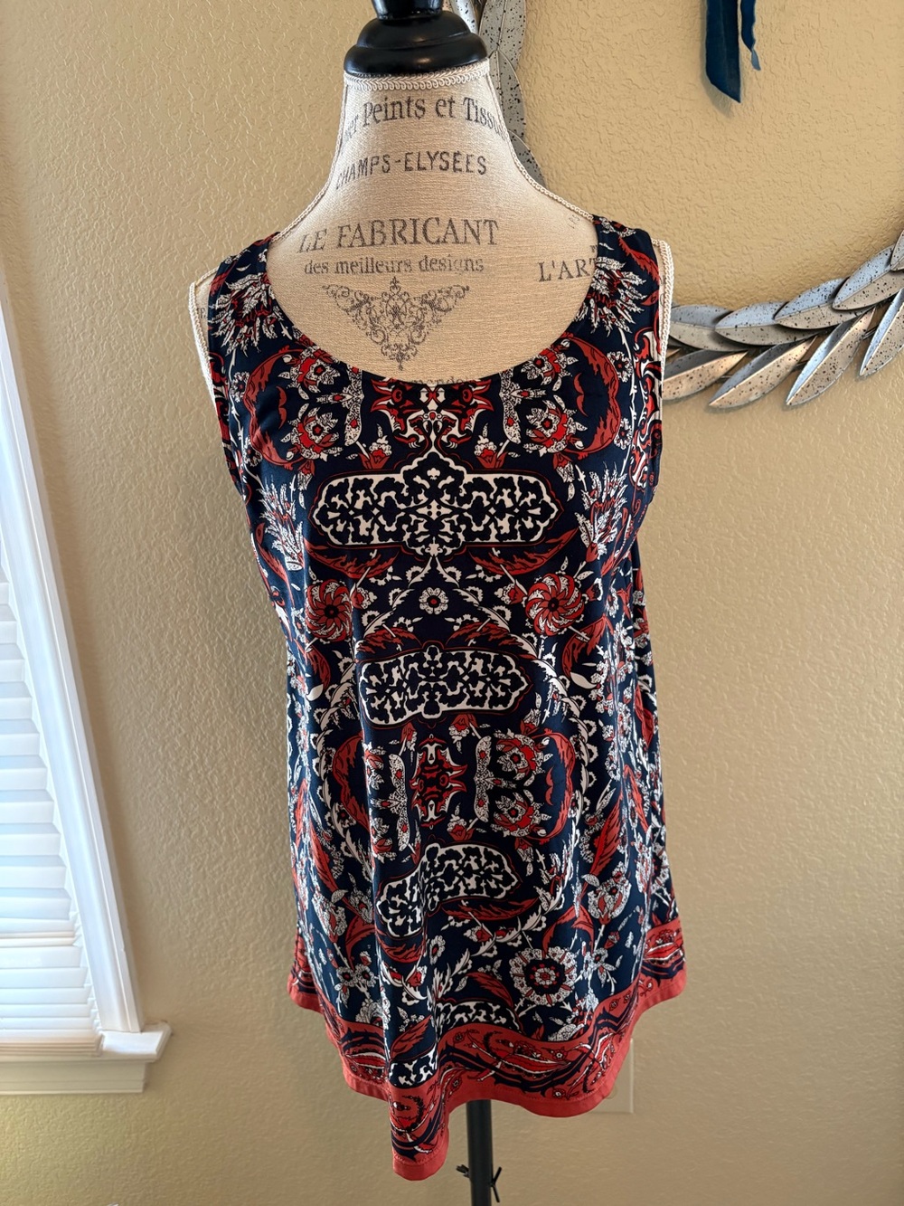 Sleeveless Navy & Red Printed Tank Top